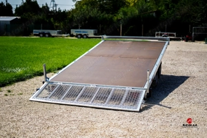 Új SEBAL - 4x2 méteres 2500 kg-os, billenős, hátsó rámpás autószállító utánfutó  - kép 2