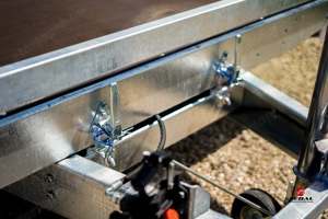 Új SEBAL - 4x2 méteres 2500 kg-os, billenős, hátsó rámpás autószállító utánfutó  - kép 19