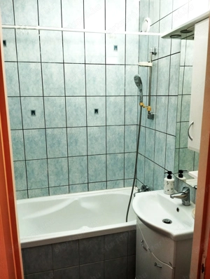 Palotavárosban, Kodolányi János utcában 4 emeletes épületben  - kép 5