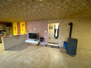 Kiskunhalas Alsóöregszőlőkben újjáépített 2 szoba + nappalis családi ház! - kép 3