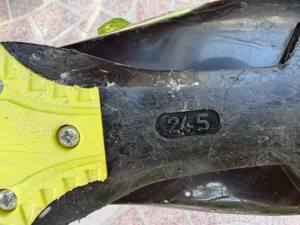 38 as Fischer RC4 Junior sícipő használt 38 as Fischer RC4 Junior síbakancs 12.000 Ft - kép 5