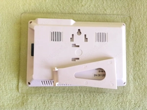 Kedvenc képeit sorozatban vetítő digitális fotókeret - kép 5