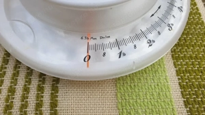 Konyhai mérleg eladó, 3kg-ig mér - kép 7