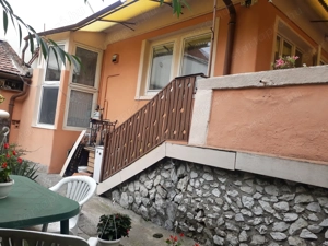  Egerben, strand -Érsekkert közeli , 2 szobás ,étkezős ,konyhás , alápincézett, garázsos ,  - kép 5