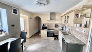 Felújított, 3 szobás, 95 nm-es, önálló családi ház eladó! - kép 4