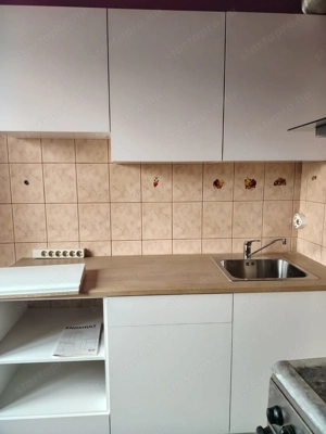 Újpalotán 3 szobás bútorozatlan lakás kiadó a Páskomliget utcában! - kép 2