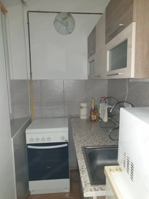 Nyíregyházán a Bessenyei téren, 1+1 szobás lakás kiadó! - kép 3