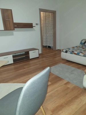 Nyíregyházán a Bessenyei téren, 1+1 szobás lakás kiadó! - kép 7