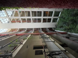 XI., Szerémi úti 2 szobás, erkélyes, klímás, azonnal költözhető lakás + autóbeálló eladó! - kép 2