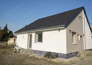 Csorna - teljes körűen felújított 3 szoba nappalis családi ház eladó - kép 11