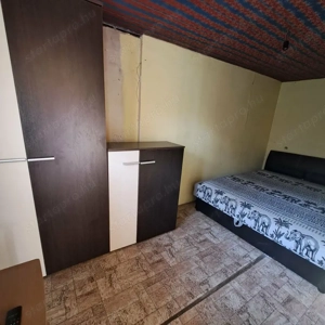 Nyáregyháza-alsón 2 lakrészből álló családi ház 1928 m2 telekkel  - kép 12