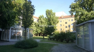 Győr belvárosában teljesen felújított, bútorozott  2. emeleti lakás eladó - kép 9