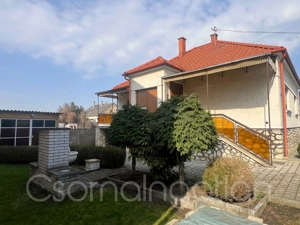 Kapuvár - magasföldszintes 3 szobás családi ház eladó - kép 2