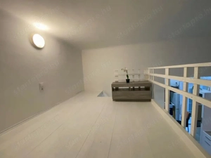 Teljeskörűen felújított, galériás garzon kiadó a VII. kerületben - kép 13