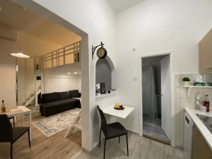 Teljeskörűen felújított, galériás garzon kiadó a VII. kerületben - kép 6