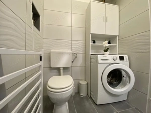 Teljeskörűen felújított, galériás garzon kiadó a VII. kerületben - kép 11