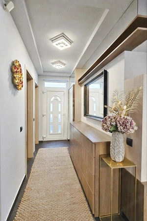 Családi ház + vendégház! családnak, kisállatoknak is ideális méretű kert! - kép 5