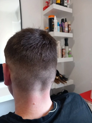 Férfihajvágás 06705510178 Vecsés - kép 8