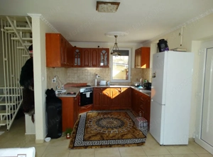 Remek kivitelezésű panorámás családi ház, 3756 m2-es telekkel eladó Rádon.  - kép 4