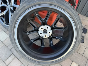 Tesla Model Y Juniper Peformance 21"-os Arachnid felni és Pirelli téli gumiabroncs csomag - kép 11