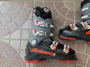 41 es Nordica Speedmachine J4 sícipő használt 41 es Nordica Speedmachine J4 síbakancs 20.000 Ft  - kép 2