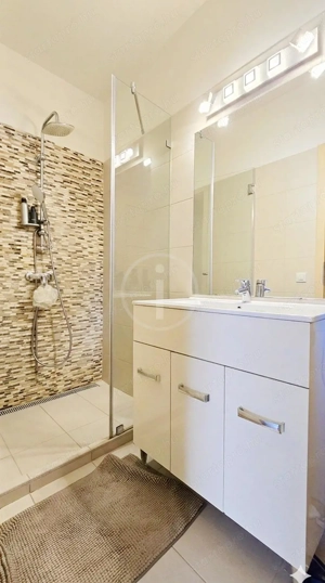 Családi ház + vendégház! családnak, kisállatoknak is ideális méretű kert! - kép 12