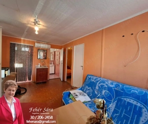 Tőserdőben fűthető faházas nyaraló eladó.