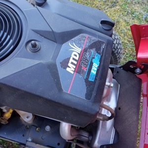 Fűnyíró traktor MTD96 típusú kis piros pótkocsival vagy anélkül eladó  - kép 5