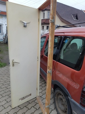 Teli ajtó tokkal balos 68x207cm beépítő méret szellőzős - kép 2