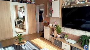 Felújított napfényes másfél szobás lakás - kép 4