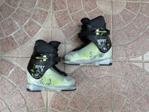 27 es Dalbello Zest 1.0 sícipő használt 27 es Dalbello Zest 1.0 síbakancs 10.000 Ft