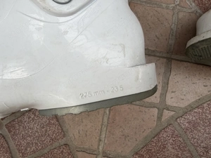 37 es Rossignol Fun Girl J4 sícipő használt 37 Rossignol Fun Girl J4 síbakancs 14.000 Ft - kép 7