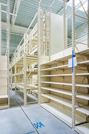 Profeszionális fémpolcok egyedi Magyarországi képviselet - kép 8