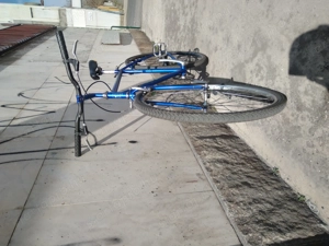 Tajfun 28-s felújított. acél vázas kerékpár eladó. - kép 3