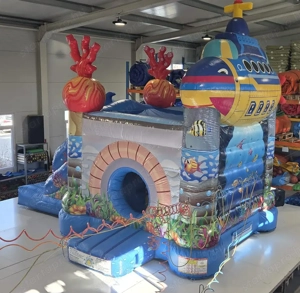 Eladó Tengeralattjáró Csúszdás Ugráló