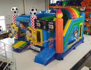 Eladó Nagy Foci Csúszdás Ugráló - kép 3