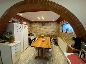 Kiskunhalas Jókai utcában 2 szintes kertkapcsolatos lakás! - kép 13