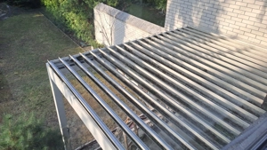 Lamellás terasztető  árnyékoló 