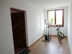 Vácon kiadó új építésű nagy lakás - kép 5