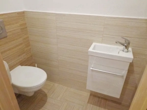 Vácon kiadó új építésű nagy lakás - kép 15