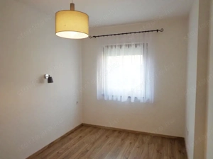 Vácon kiadó új építésű nagy lakás - kép 9