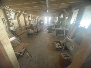 205 m  rönkház + 1,2 hektár bekerített telephely ipari árammal   kamionos bejár  - kép 5