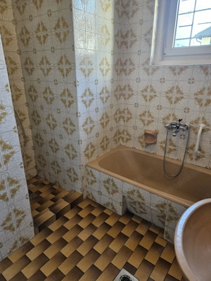 XX. kertes házas övezetében 100 nm-es családi ház, nagy garázzsal  és melléképülettel eladó - kép 3