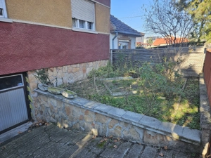 XX. kertes házas övezetében 100 nm-es családi ház, nagy garázzsal  és melléképülettel eladó - kép 9