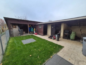 Eladó 2 generációs, felújított családi ház Kisbéren   tágas terekkel, nagy telekkel! - kép 3