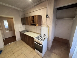 Tiszaújvárosban földszinti kis lakás nagy konyhával eladó!  - kép 5