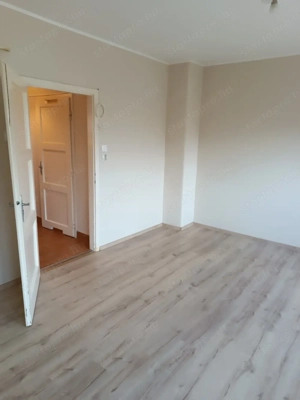 XX ker. Martirok utca - kép 2