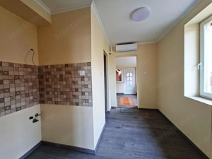 Cserkeszőlői fürdő szomszédságában, újszerű házikó eladó. - kép 3