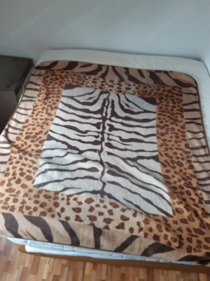 Tigris mintás ágytakaró pléd 160x200cm - kép 2