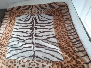 Tigris mintás ágytakaró pléd 160x200cm - kép 5